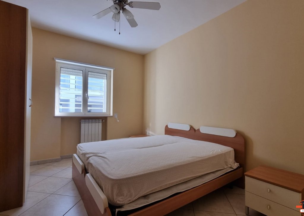 Appartamenti quadrilocale in vendita  105 m² buono stato, Adelfia, località Canneto