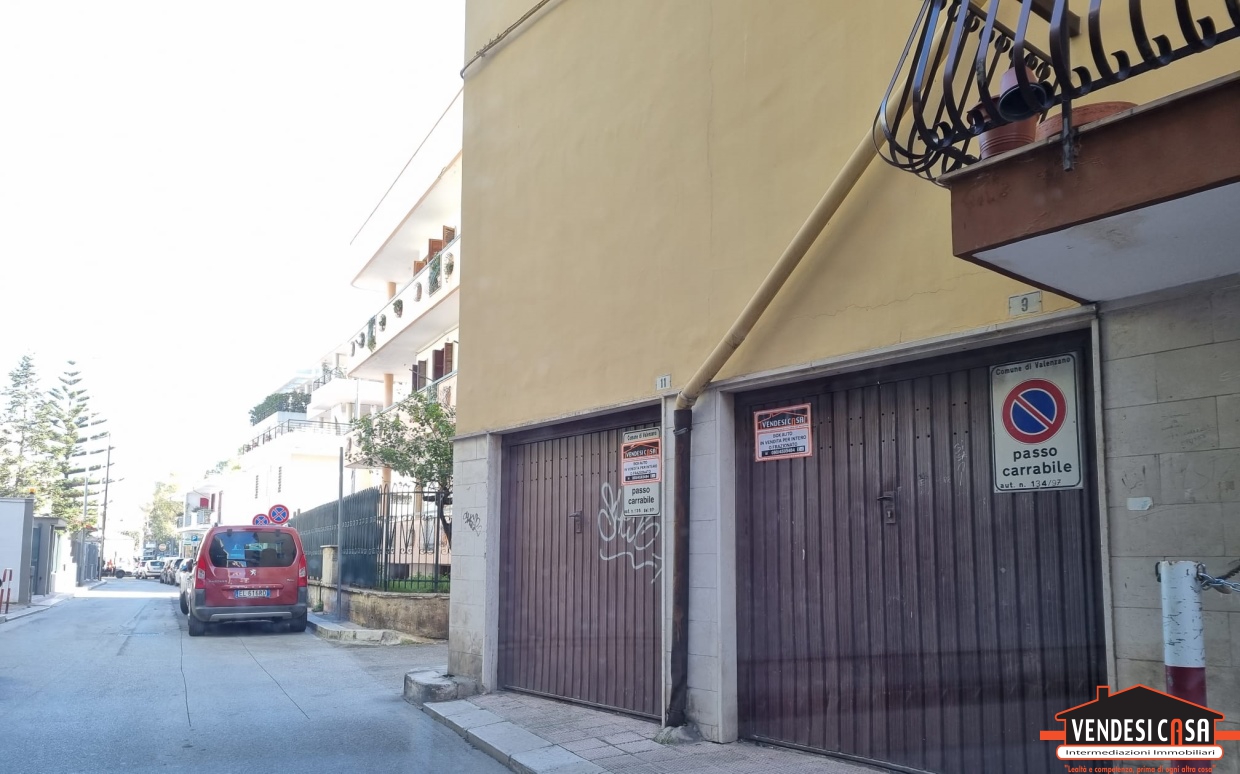 Box/Posto auto in Vendita Valenzano